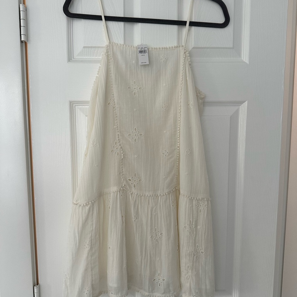 NWT AERIE WHITE EYELET MINI DRESS OR BEACH COVERUP!  XS